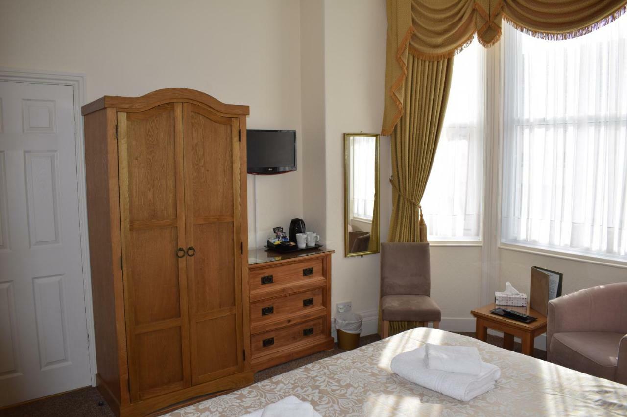 Bed & Breakfast Cedar 3*